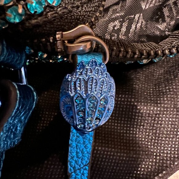 Kurt Geiger Crystal Purse with Heart NEVER USED - Picture 7 of 13